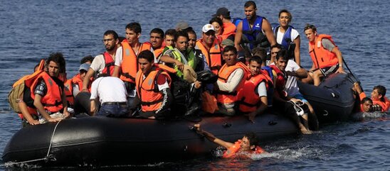 Image: Η κυβέρνηση συμφώνησε με ΕΕ να μεταφέρονται οι πρόσφυγες από τη Λιβύη σε ελληνικό λιμάνι