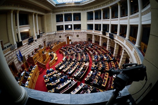 Image: Αποχωρήσεις από ΣΥΡΙΖΑ / Πώς διαμορφώνεται ο «χάρτης» της Βουλής μετά τις 11 ανεξαρτητοποιήσεις