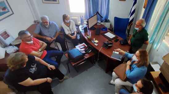 Image: Επίσκεψη εργασίας του διοικητή των Διασυνδεομένων Νοσοκομείων Λασιθίου στην Ιεράπετρα 