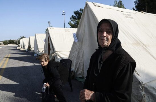 Image: Συγκέντρωση ειδών πρώτης ανάγκης για τους σεισμόπληκτους από τον ΣΥΡΙΖΑ Λασιθίου