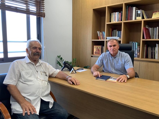 Image: Συνάντηση Δημάρχου Ιεράπετρας με τον πρόεδρο του Συλλόγου Γεραπετριτών Αθήνας, Γιάννη Περράκη
