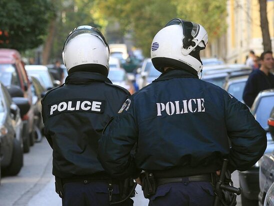 Image: Κύκλωμα αστυνομικών: Βρήκαν 320.000 ευρώ στο χρηματοκιβώτιο διοικητή