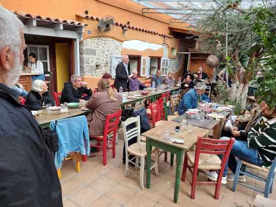 Image: Καλή και αγωνιστική χρονιά από την Κεντρική Επιτροπή του ΚΚΕ