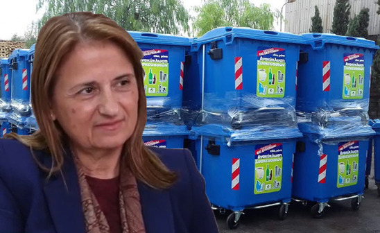 Image: Ρουμελιωτάκη: 40 νέοι μπλε κάδοι ανακύκλωσης από την ΕΕΑΑ στον Δήμο Ιεράπετρας