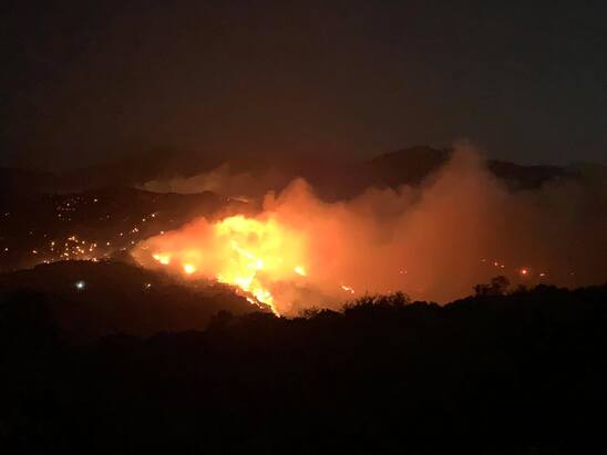 Image: Ολονύχτια η μάχη με τις φλόγες στους Μεσελέρους Ιεράπετρας