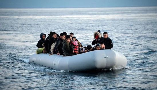 Image: Γαύδος: Νέα καραβιά μεταναστών έφτασε στο ακριτικό νησί