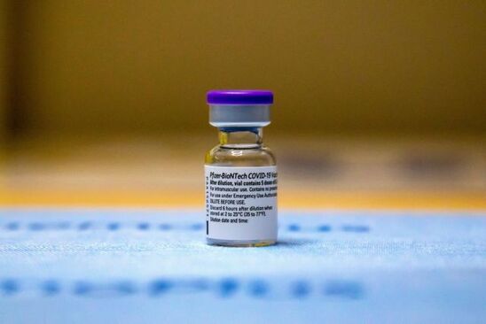 Image: Μόσιαλος: Πρέπει να εμβολιαστεί το 70% των πολιτών για να ξεχάσουμε τα μέτρα