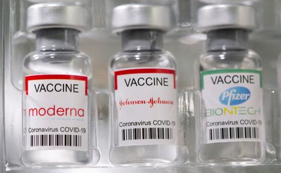 Image: Προειδοποίηση ΠΟΥ για υψηλό κίνδυνο από την Όμικρον - Ενδείξεις ότι διαφεύγει του εμβολίου