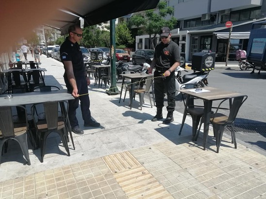 Image: Πήραν τις μεζούρες οι αστυνομικοί της Ιεράπετρας