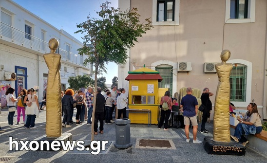 Image: Σοφία Τσαντηράκη στον Ηχώ:  Απόψε το Μουσικό Καφενείο στη στοά του Δημαρχείου