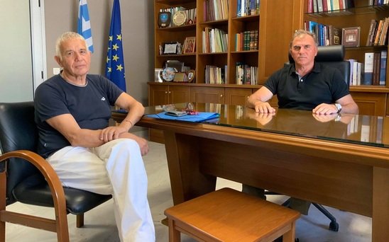 Image: Συνάντηση Δημάρχου Ιεράπετρας με τον Πρόεδρο του Πολιτιστικού Συλλόγου Καβουσίου