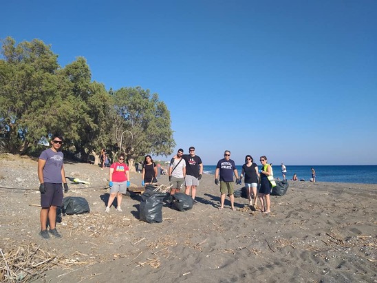 Image: Πραγματοποιήθηκε με επιτυχία ο καθαρισμός της παραλίας του Αγίου Ανδρέα