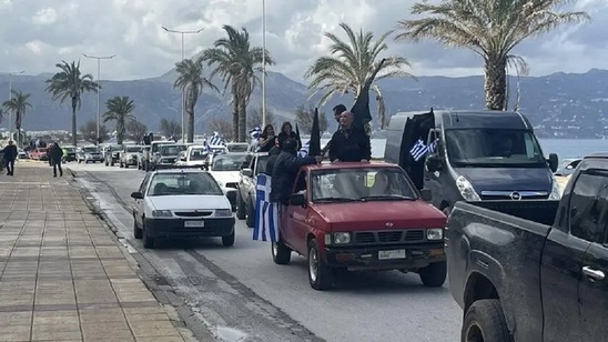 Image: Αναβρασμός και τεράστια κινητοποίηση στο Παγκρήτιο αγροτικό συλλαλητήριο - Εικόνες & video