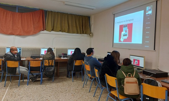 Image: Μαθητές του Εσπερινού ΕΠΑΛ Ιεράπετρας εκπαιδεύτηκαν στα εργαλεία ψηφιακής επικοινωνίας