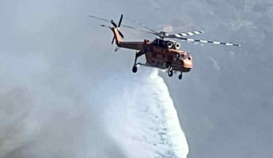 Image: Δύσκολη νύχτα σε Φέρμα και Αχλιά -Πάνω από 12.000 στρέμματα έχουν καεί