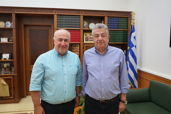 Image: Συνάντηση Περιφερειάρχη Κρήτης με τον Πρόεδρο του Επιμελητηρίου Λασιθίου
