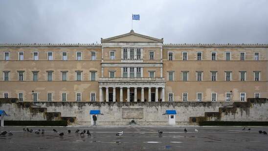 Image: Guardian: «Πώς η Ελλάδα κερδίζει τη μάχη του κορωνοϊού παρά τη δεκαετία του χρέους»