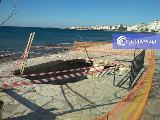 Image: Η καθίζηση ανέδειξε τις αστοχίες κατασκευής στον παραλιακό πεζόδρομο της Ιεράπετρας