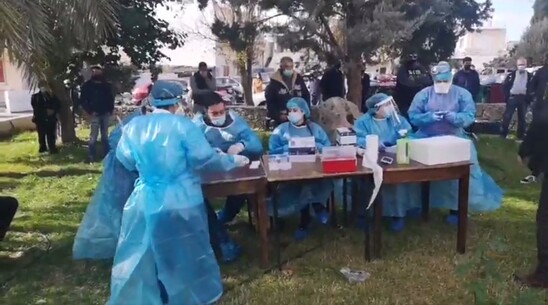 Image: lockdown στο Παλαίκαστρο μετά τα 30 κρούσματα Κορωνοϊού