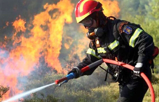 Image: Φωτιά σε αποθήκη στα Ανώγεια Καλαμαύκας