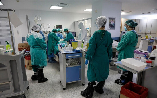 Image: Κορωνοϊός: Στη μάχη κατά της πανδημίας από σήμερα οι ιδιωτικές κλινικές