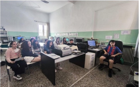 Image: «Από την καρδιά μας… με αγάπη»: Πρώτο βραβείο στο 1ο Γυμνάσιο Ιεράπετρας για την εκστρατεία εθελοντικής αιμοδοσίας
