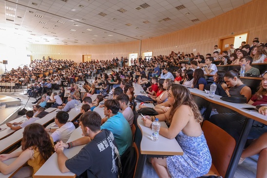 Image: Μεγάλη συμμετοχή και ενθουσιασμός στην Εκδήλωση Υποδοχής των Πρωτοετών Φοιτητών και Φοιτητριών του ΕΛΜΕΠΑ