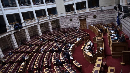 Image: ΟΠΕΚΕΠΕ: Συνεχίζονται οι πολιτικές αντιπαραθέσεις σήμερα στην Βουλή - Ξεκίνησε η συζήτηση - Δείτε live