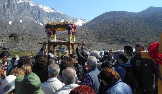Image: ΕΟΣ Λασιθίου | Ορειβασία στο βυζαντινό εξωκλήσι του Αγίου Πνεύματος στο Οροπέδιο Λιμνακάρου