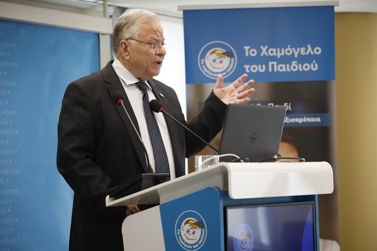 Image: Ο Κ. Γιαννόπουλος στον Ηχώ 99,8 - Απολογισμός του έργου του «Χαμόγελου του Παιδιού» για το 2024