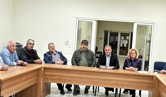 Image: Καλαντζάκης: «Παραμένουμε κοντά στους δημότες της Ιεράπετρας γιατί μπορούμε, γιατί γνωρίζουμε και γιατί θέλουμε το καλύτερο για τον Δήμο μας»