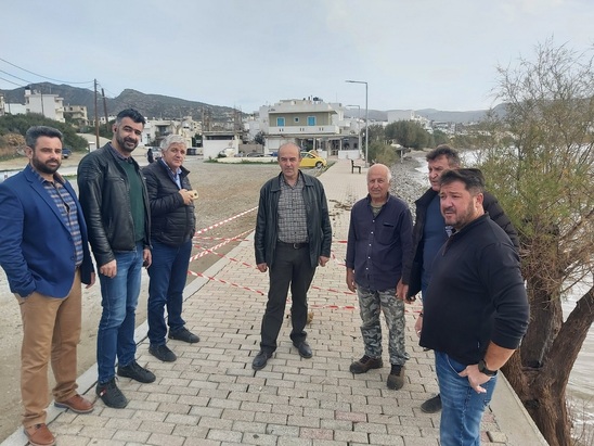 Image: Μεγάλες ζημιές στο αλιευτικό καταφύγιο Μακρύ Γιαλού λόγω θαλασσοταραχής