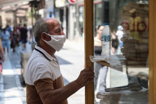 Image: Τζανάκης: Πρόταση για μάσκα υψηλής προστασίας ή διπλή, ανεμβολίαστοι το 97% στις ΜΕΘ