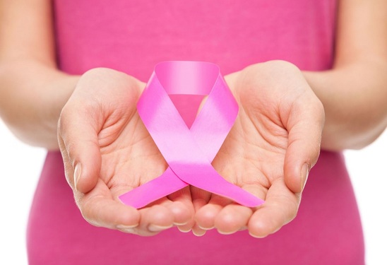 Image: Εκστρατεία πρόληψης του καρκίνου του μαστού από τον Ελληνικό ερυθρό Σταυρό Ιεράπετρας