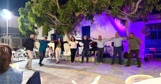 Image: Αλέκος Παντελάκης: 2.300 ευρώ από τον Μύρτο για το Γηροκομείο Ιεράπετρας