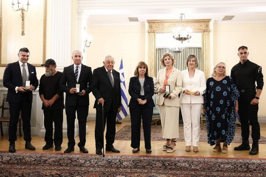 Image: Υπερηφάνεια για την βράβευση της Μαριρένας Ανδρουλάκη  από την Πρόεδρο της Δημοκρατίας