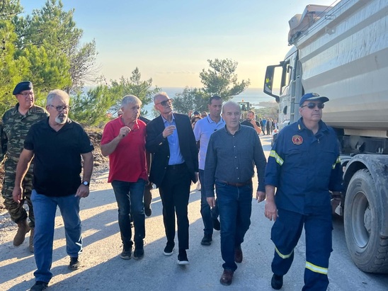 Image: Κυβερνητικό κλιμάκιο στις πληγείσες περιοχές της Ιεράπετρας – Προτεραιότητα το οδικό δίκτυο των Φέρμων