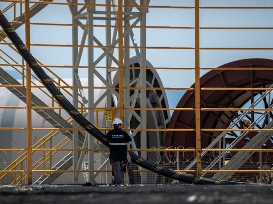 Image: Ηλεκτρική διασύνδεση Κρήτης - Πελοποννήσου: Εντυπωσιακές εικόνες από το υποβρύχιο καλώδιο