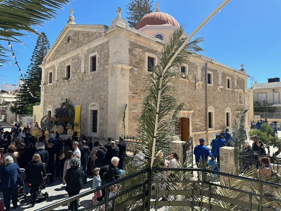 Image: Κλειστά τα καταστήματα στην Ιεράπετρα για τον Άγιο Γεώργιο, πολιούχο της πόλης