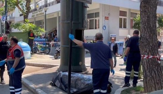 Image: Τραγωδία στην Αλεξανδρούπολη: Άστεγος διαμελίστηκε σε ρομποτικό κάδο σκουπιδιών