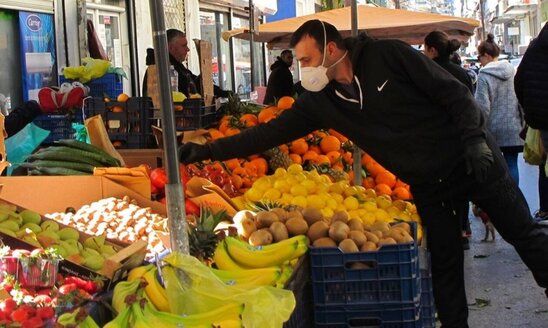 Image: Νέα μέτρα στις λαϊκές αγορές: Ο παραγωγός θα δηλώνει που θα «μένει» και θα του στέλνουν τα προϊόντα