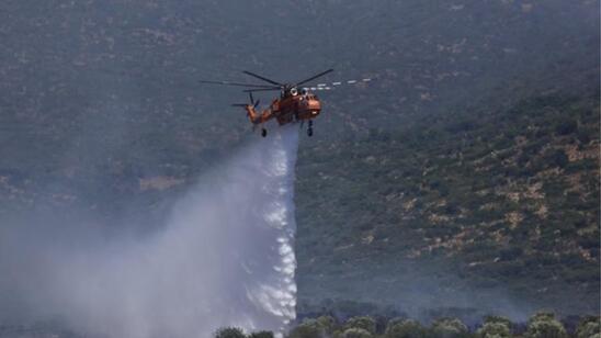 Image: Μεγάλη φωτιά στον Αποκόρωνα - Επιχειρεί και το ελικόπτερο 