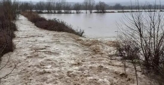 Image: Κακοκαιρία: Σαρώνει τη χώρα, μεγάλες «πληγές» στον Έβρο – Πού θα χτυπήσει