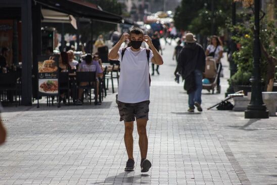 Image: Οι νέες οδηγίες του CDC για όσους είναι πλήρως εμβολιασμένοι