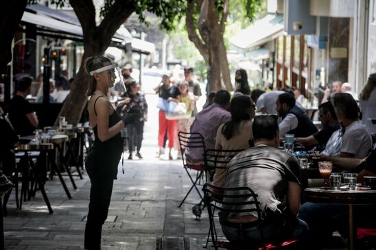 Image: Κρήτη: Κινητοποιήσεις εμπόρων και επαγγελματιών για το παρατεταμένο λουκέτο