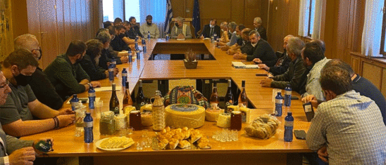 Image: Σε εξέλιξη συζητήσεις  στο ΥΠΑΑΤ για τα προβλήματα αγροτών και κτηνοτρόφων της Κρήτης– Απουσιάζει ο Υπουργός, παρών ο Υφυπουργός