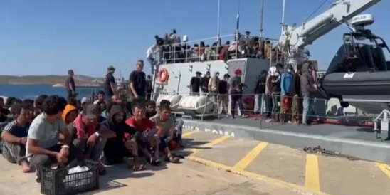 Image: Στο Λαύριο 247 μετανάστες από την Κρήτη – Σε καθεστώς κράτησης και διαδικασία επιστροφής βάσει του νέου πλαισίου
