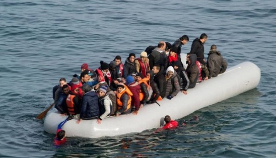 Image: Επιχείρηση διάσωσης 74 μεταναστών ανοιχτά της Παλαιόχωρας