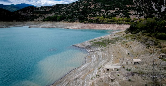 Image: Τι αποφασίστηκε στη σύσκεψη στο Μαξίμου για τη λειψυδρία: Συγχωνεύσεις φορέων, αλλάζει ριζικά το μοντέλο διαχείρισης - Οι 5 κατεπείγουσες δράσεις