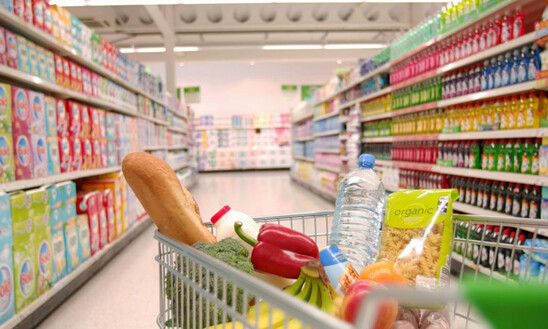 Image: Κορωνοϊός: Έλεγχος εισόδου στα σούπερ μάρκετ - Αλλαγές και στις λαϊκές
